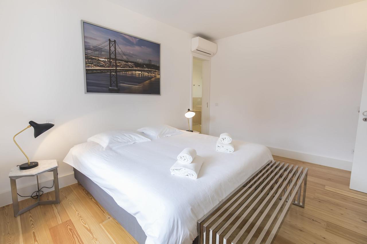 Lovelystay - Chic, Citrus Home - Private Garden Lisboa Екстериор снимка